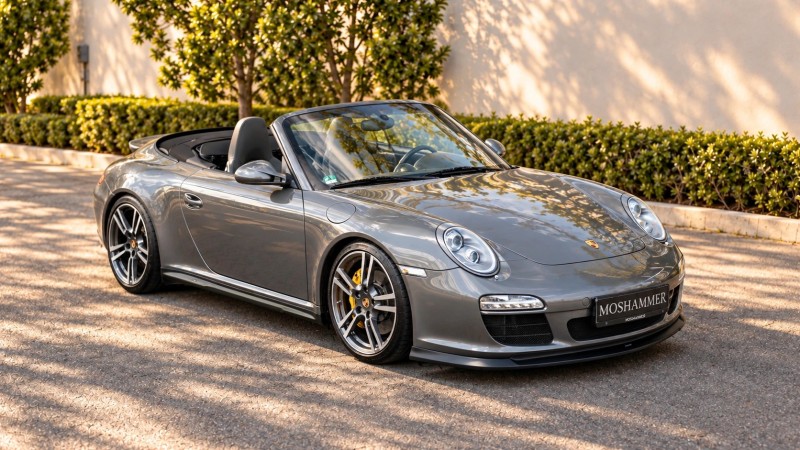 Moshammer 997.2 Carrera Front Spoiler - Elevate Performance