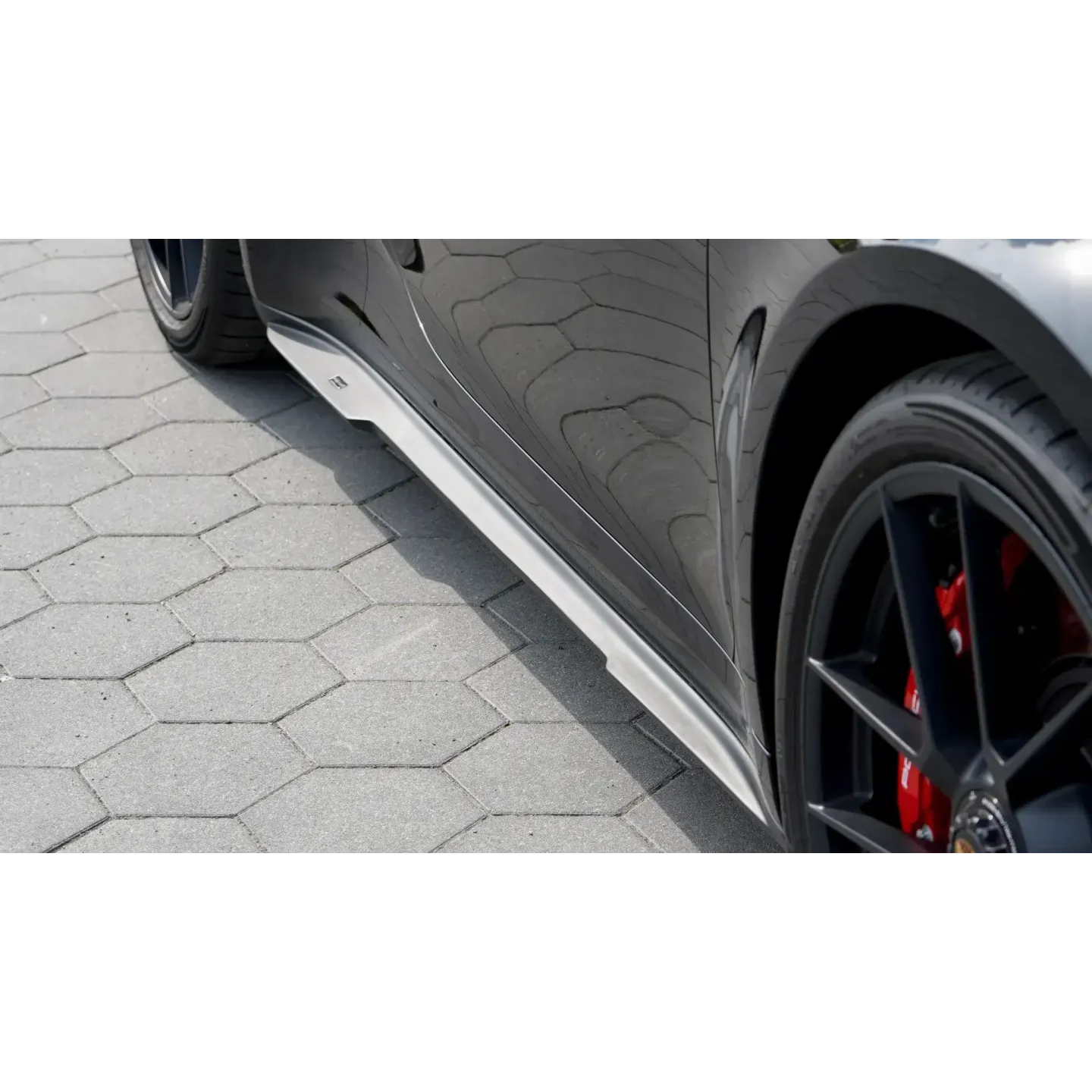 992.2 sideskirts