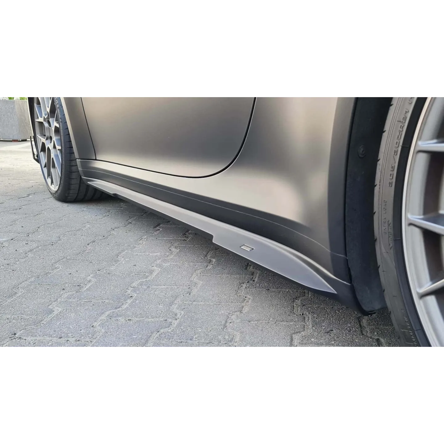 porsche_992_side_skirts_moshammer-wider_gt3