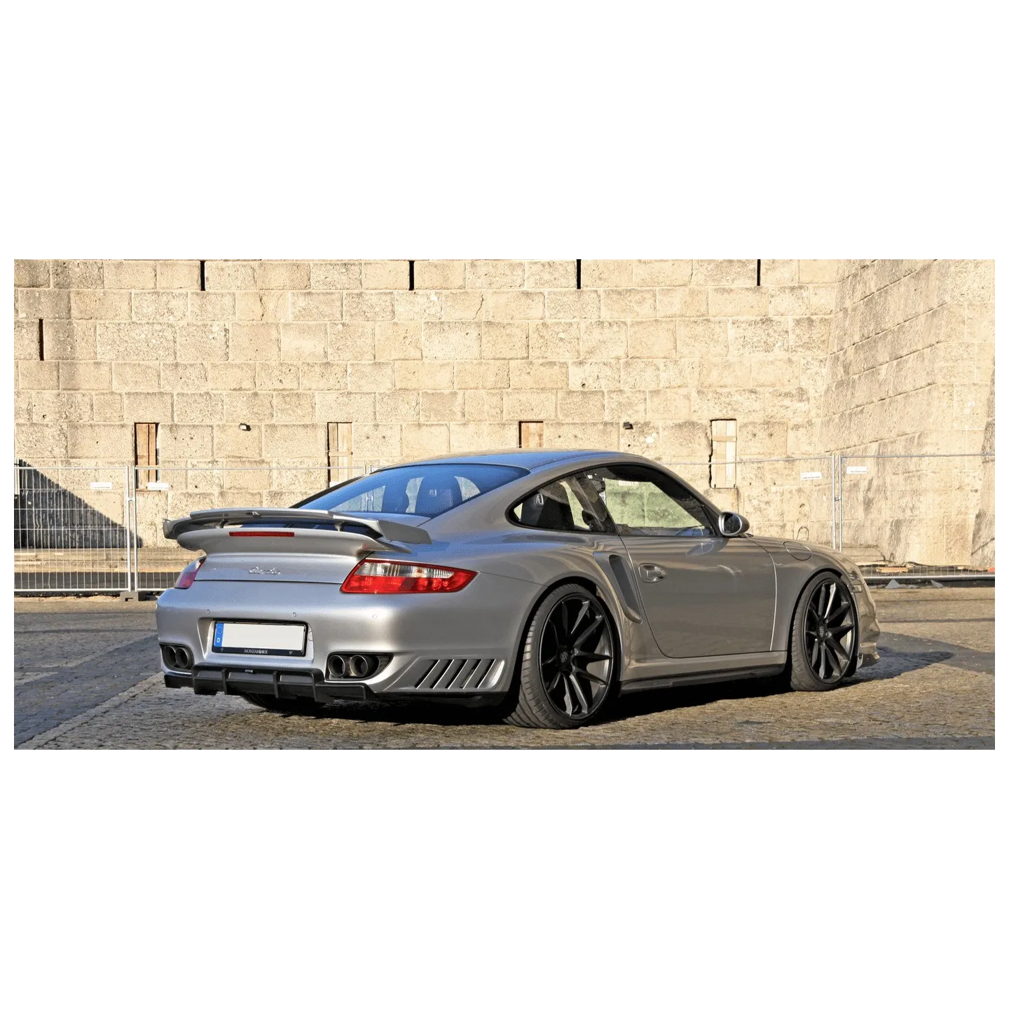 Porsche-911Turbo-997Turbo-Aerokit-Moshammer-Spoiler-Wing-Diffuser-Scoops-2