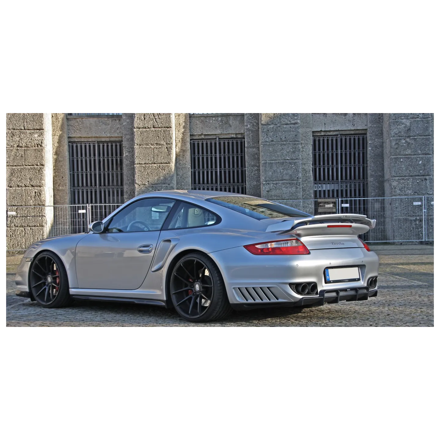 Porsche-911Turbo-997Turbo-Aerokit-Moshammer-Diffuser-Rear-Wing-1-1.png