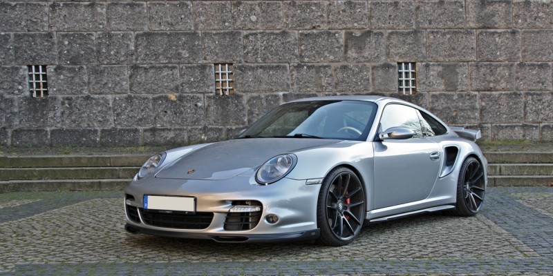 Porsche-911Turbo-997Turbo-Aerokit-Moshammer-frontspoiler-sideskirts-ram-air-scoops-1-1.png