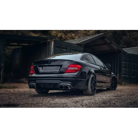 C63-amg-wide-arches-Moshammer.amg_.5.webp