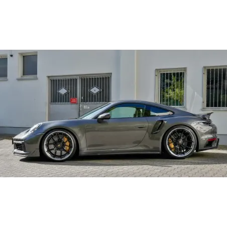 porsche.992turbos.moshammer.carbon.scoops.rear_.wing_.side_.skirts.webp