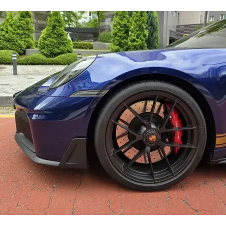 moshammer.porsche.992.2.gts_.front_.spoilers-scaled-e1758182152237.webp