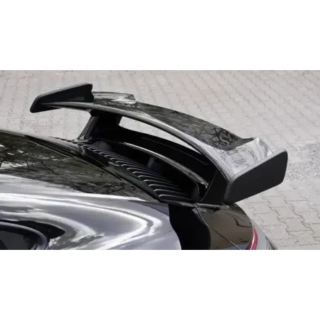 992.2.gts_.aero_.wing_.end_.blades.3-768x432.webp