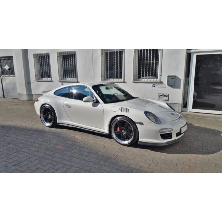 911-997-Carrera4S-tradition-rs-bodykit-moshammer-porsche-1-scaled-scaled.jpg