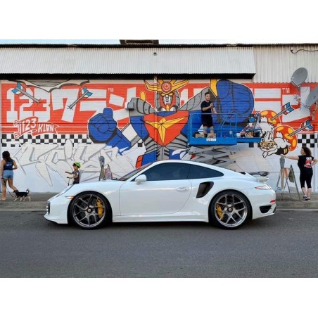 Porsche-991TurboS-Aerokit-MOSHAMMER-3.jpg