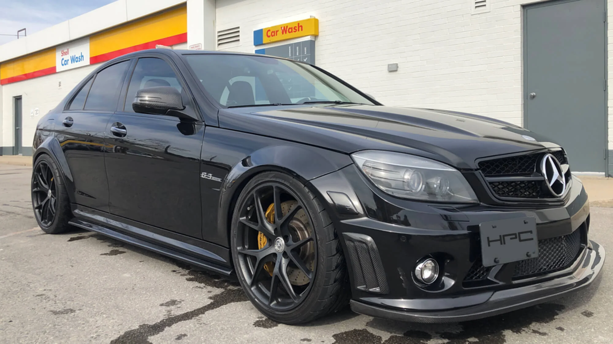 Mercedes_c63_amg-moshammer-widebodykit-fender_flares