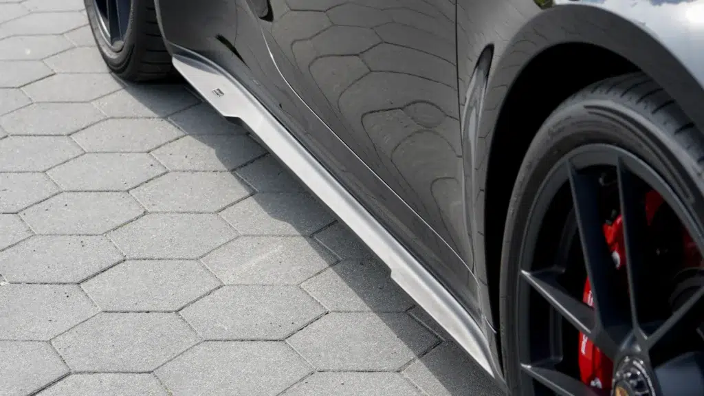992.2 sideskirts