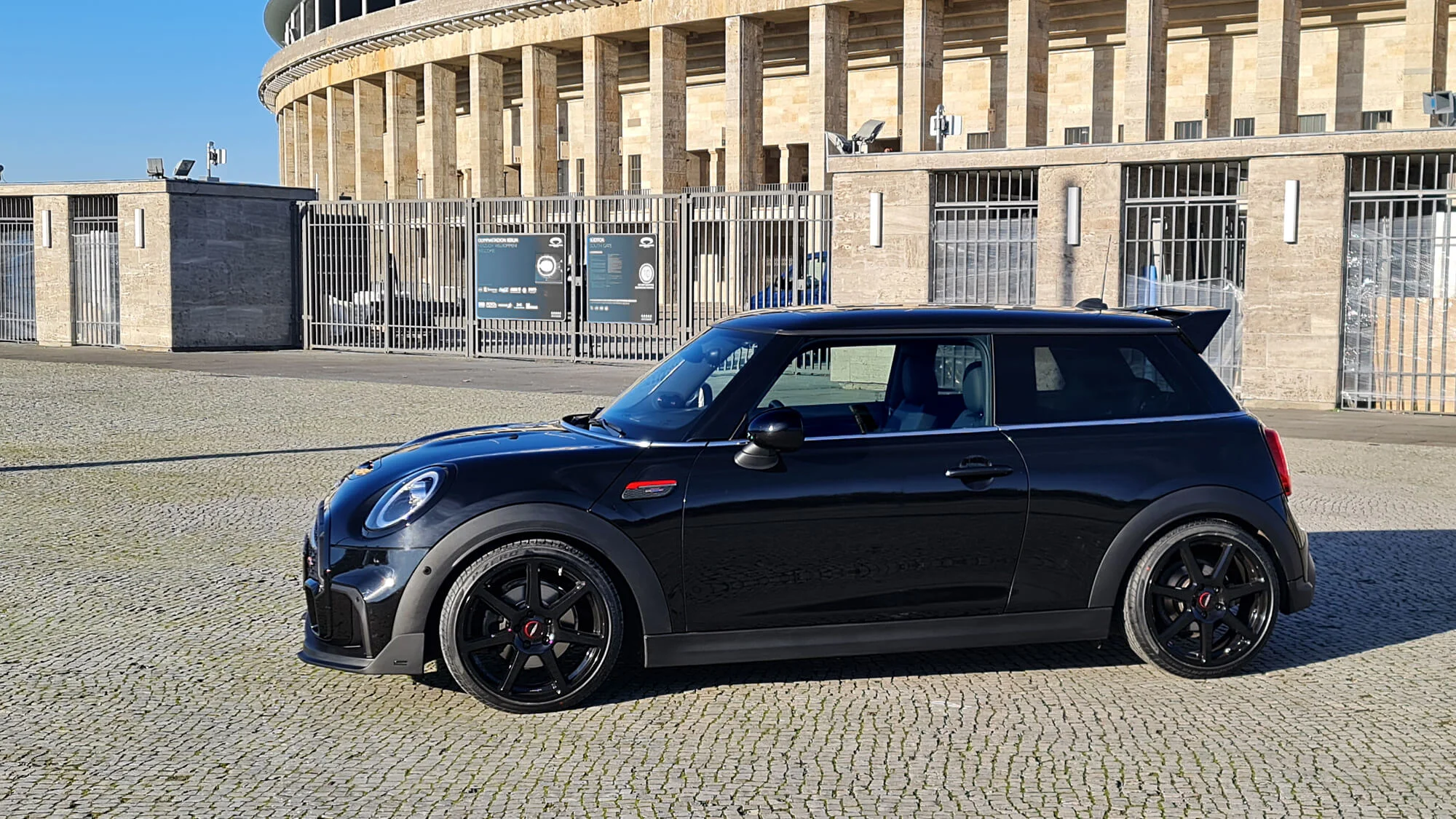 moshammer-cooper-s-jcw-f56-aerokit