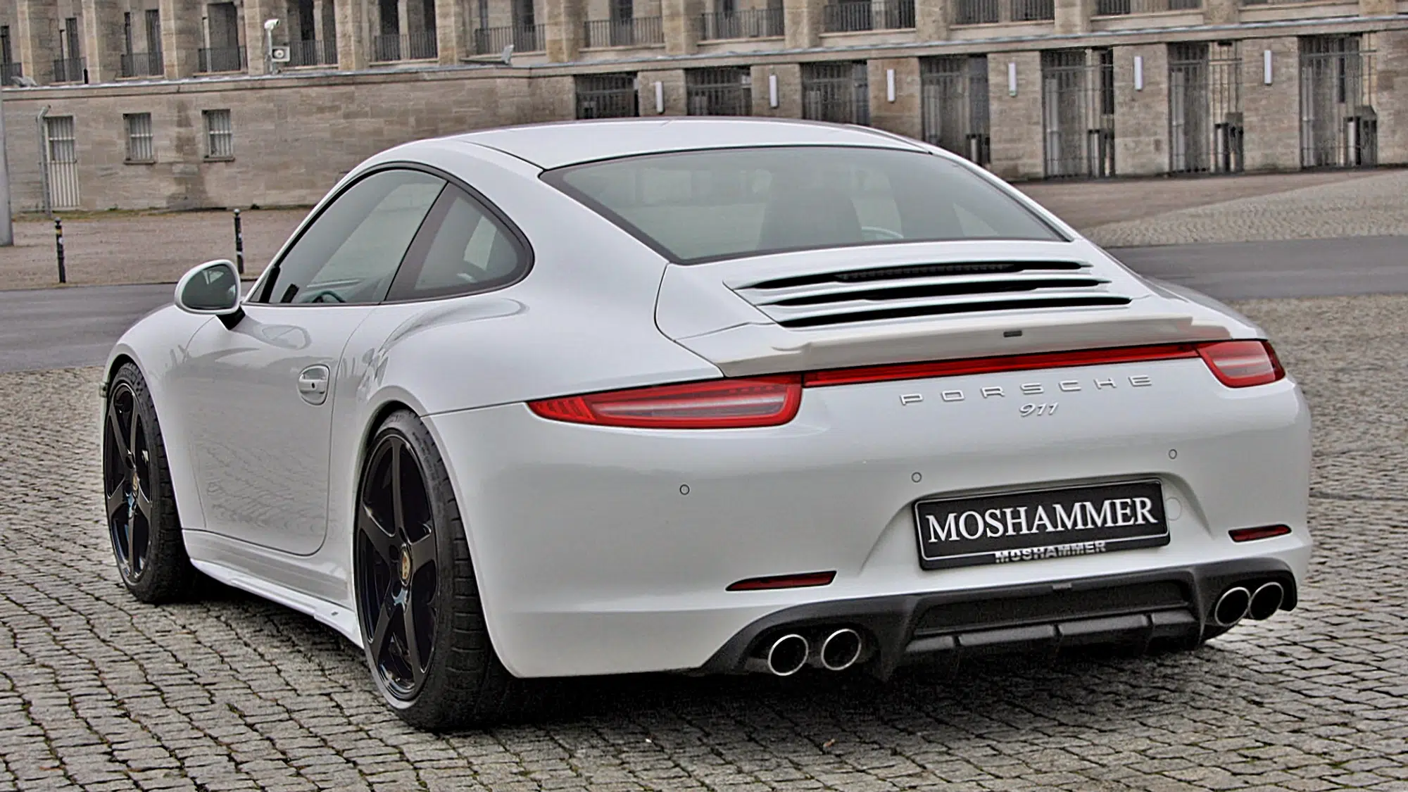 porsche.991.carrera-4s.ducktail