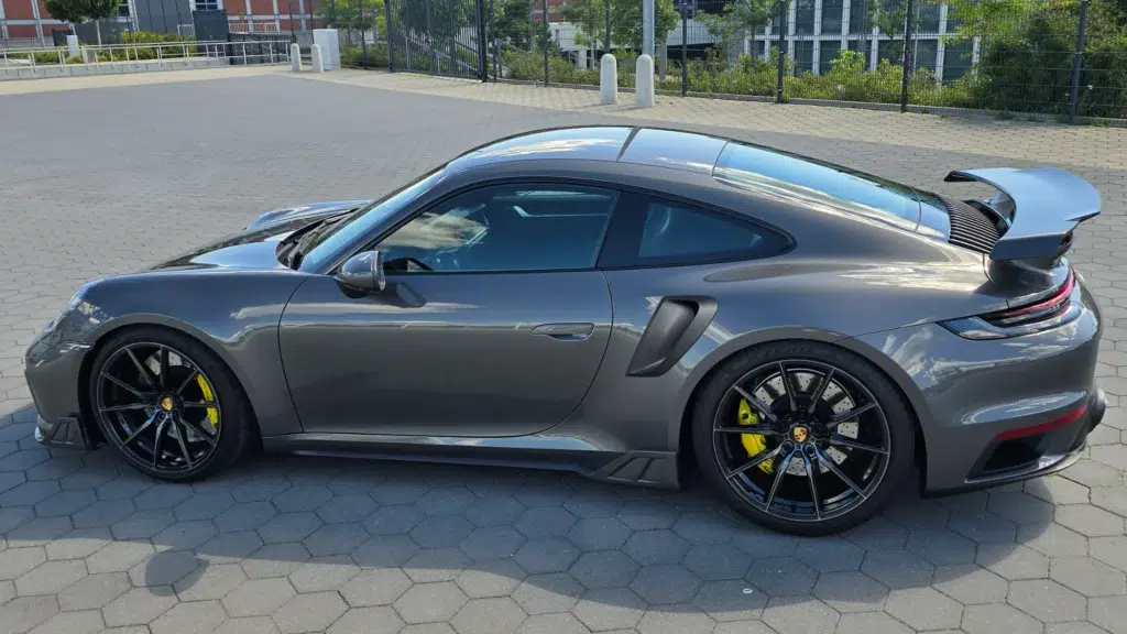 porsche.992.turbo.side.skirt.pro.attachment.