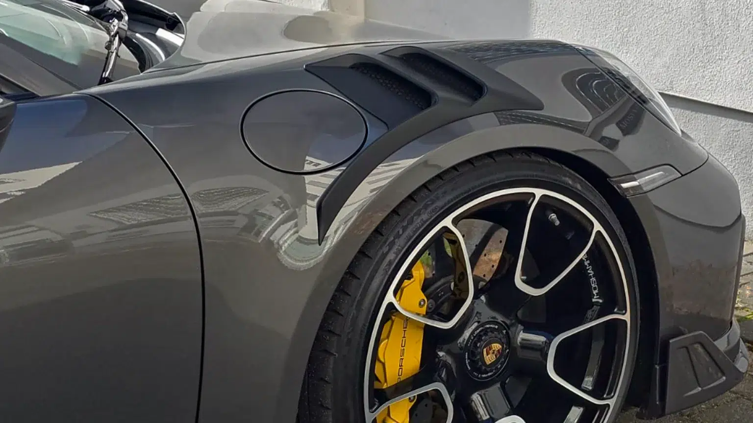 992.turbos.moshammer.rs.fender.louvers.7