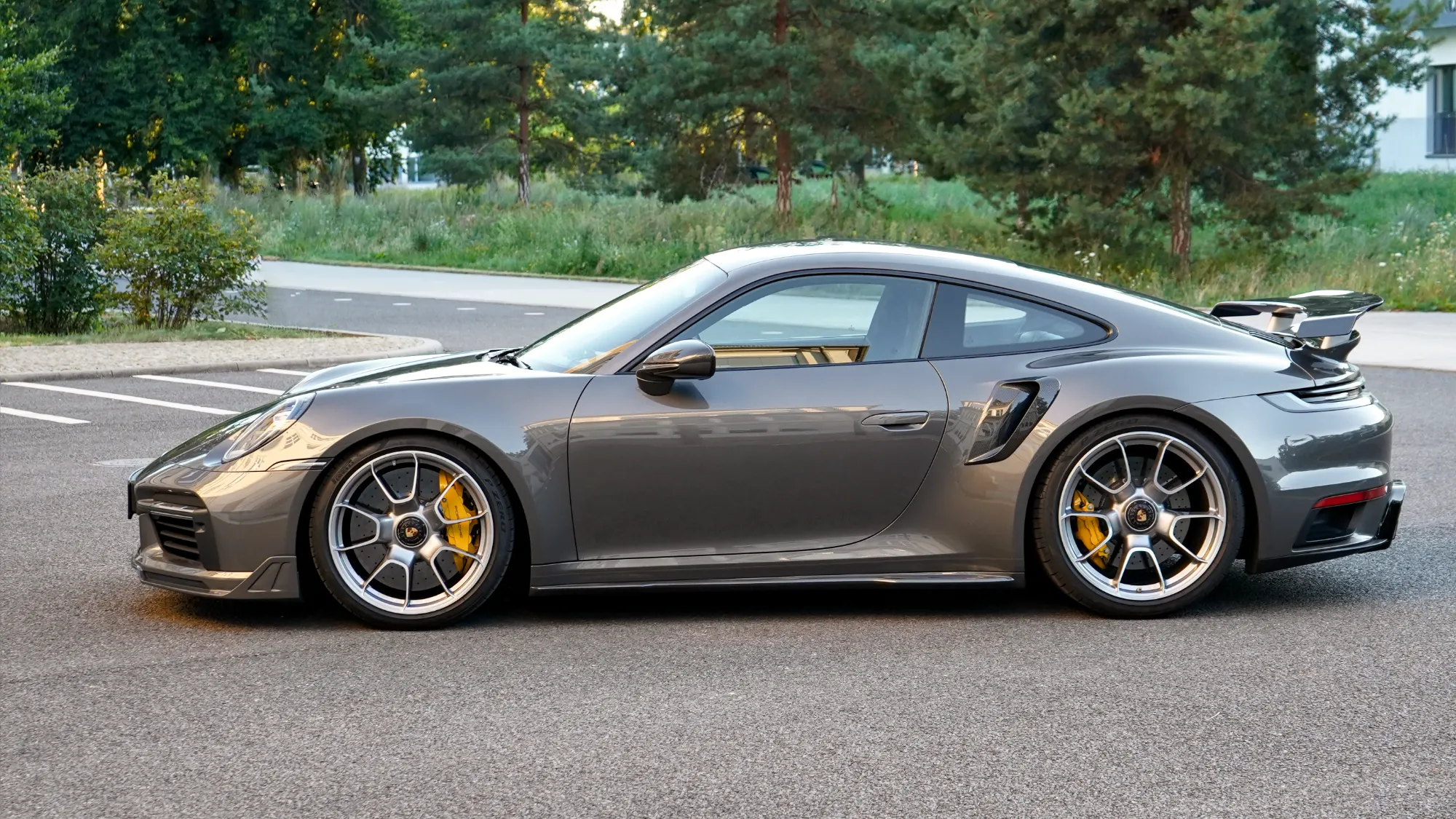 porsche 992 turbo s side skirts